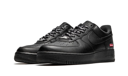 Nike Air Force 1 Low Supreme Black